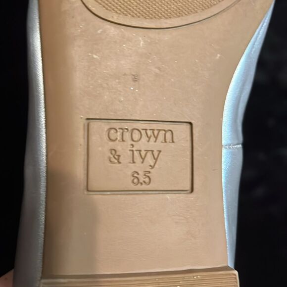 Crown & Ivy Larissa Silver Ballet Flats with Bow Detail - Picture 8 of 10